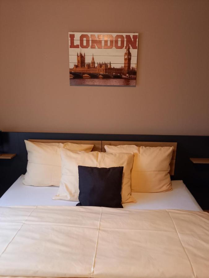 Hotel Lindenhof Rödermark Eksteriør billede